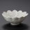画像1: 白瓷印花菊弁鉢（3.5寸） (1)