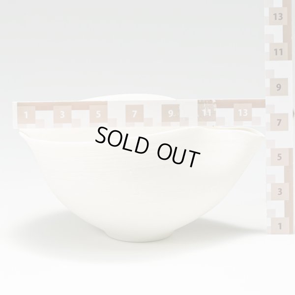 画像18: 白磁雲母片口注器