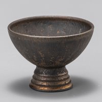 鉚黒彩高台杯　２