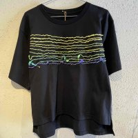 刺繍Tシャツ　３